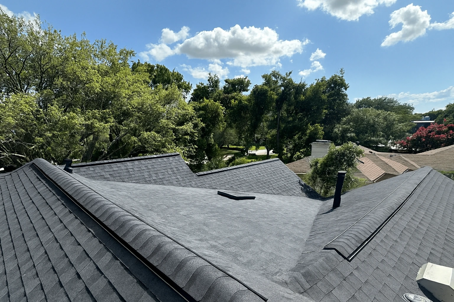Premium shingle roof installation on luxury home in Preston Hollow, Dallas TX